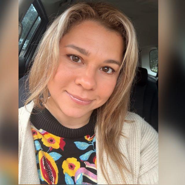 Romina Lemos, guía de Luz Divina